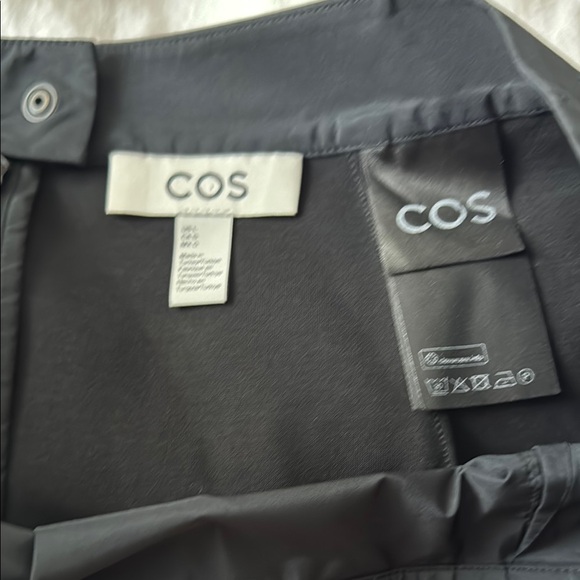 COS Black A-Line Mini Skirt for Work - Picture 2 of 3